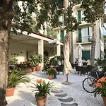 Szálloda La Primula Forte dei Marmi