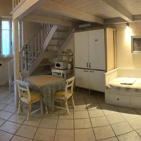 La Primula 3*