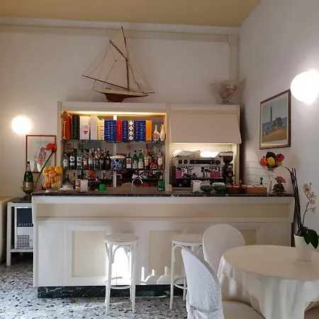 La Primula Hotel