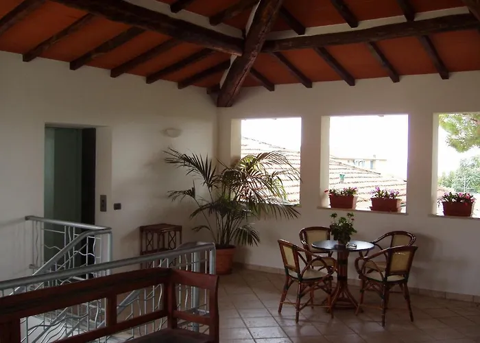 La Primula 3*